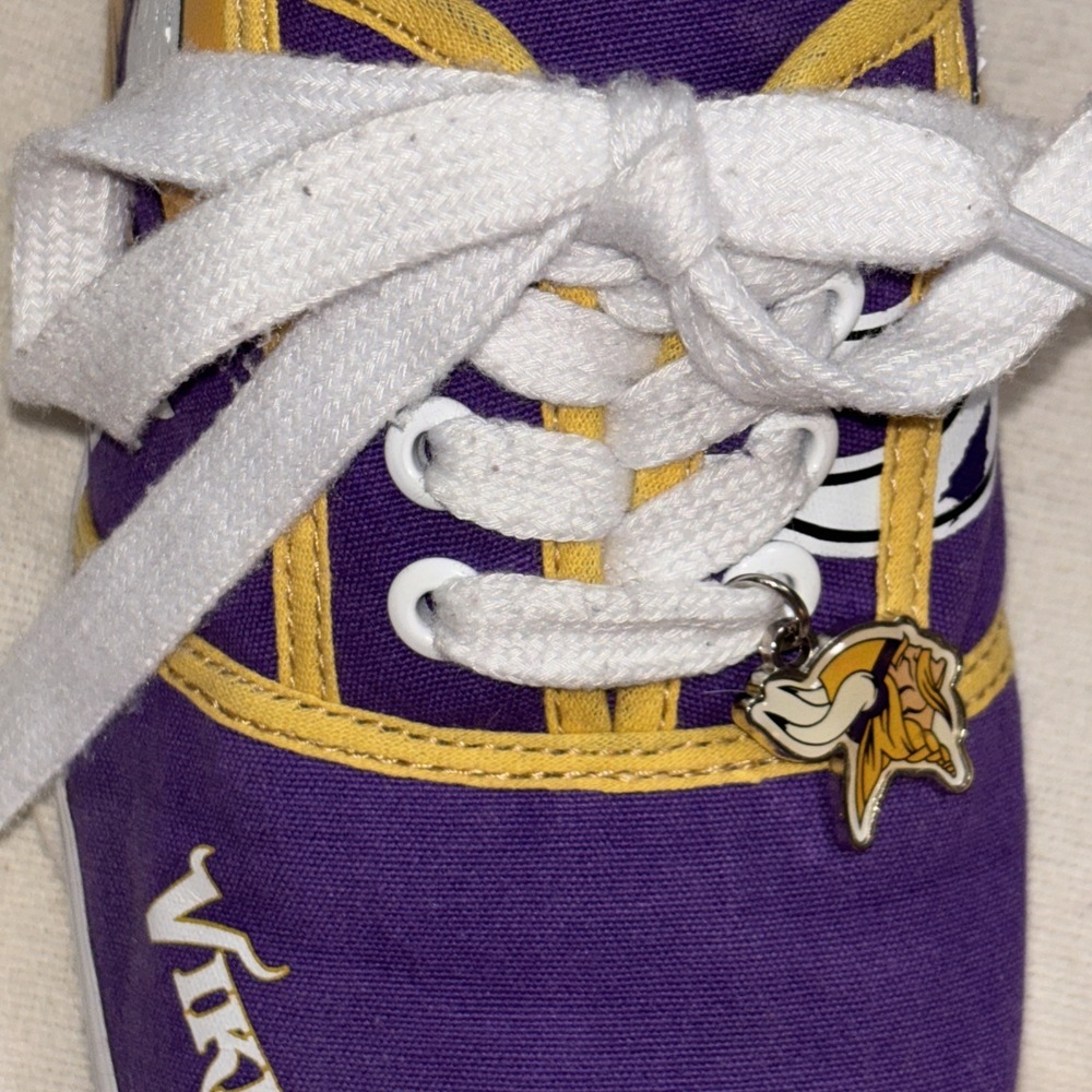 NFL Womens Sz 6.5 Minnesota I Love The Vikings Football Canvas Shoes Purple - Picture 11 of 13